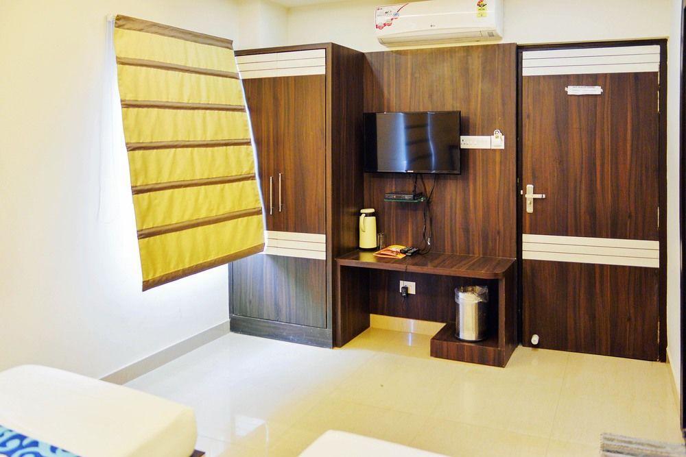 Hotel Janki International By Keymagics Benares Buitenkant foto