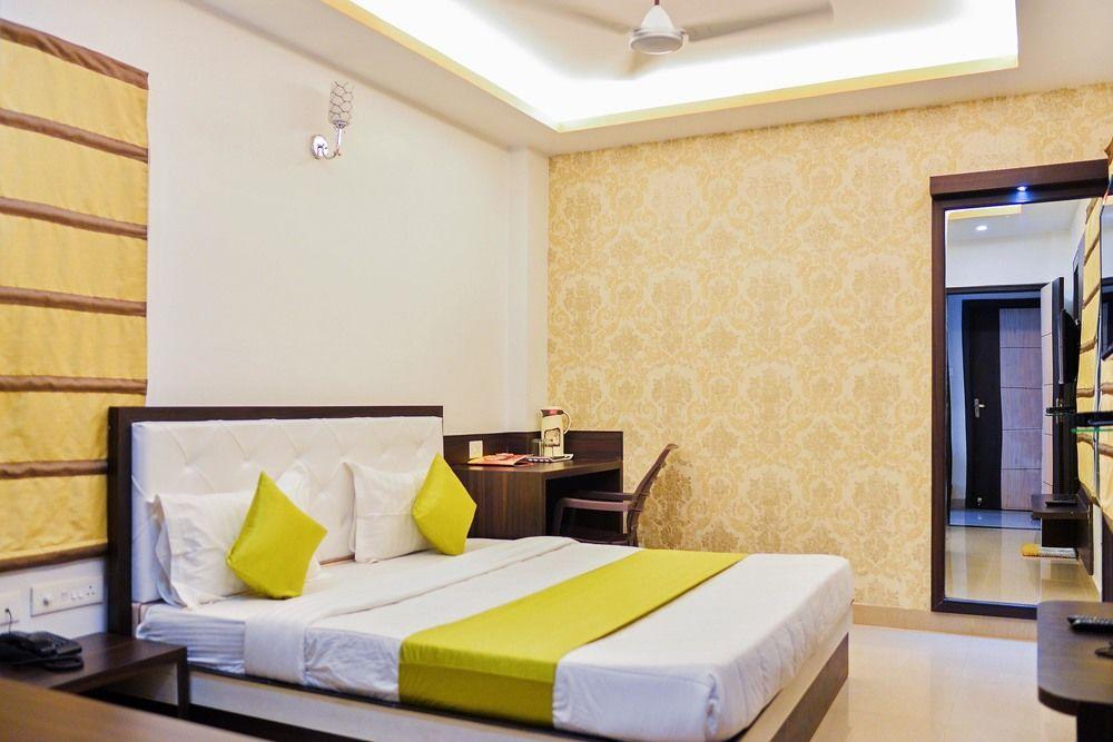 Hotel Janki International By Keymagics Benares Buitenkant foto