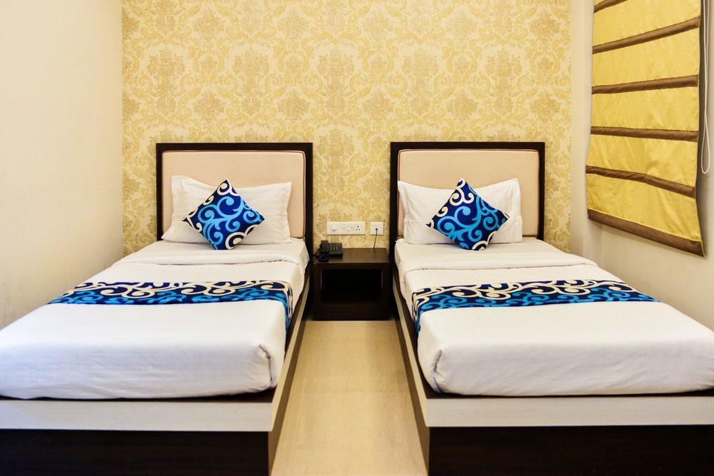 Hotel Janki International By Keymagics Benares Buitenkant foto